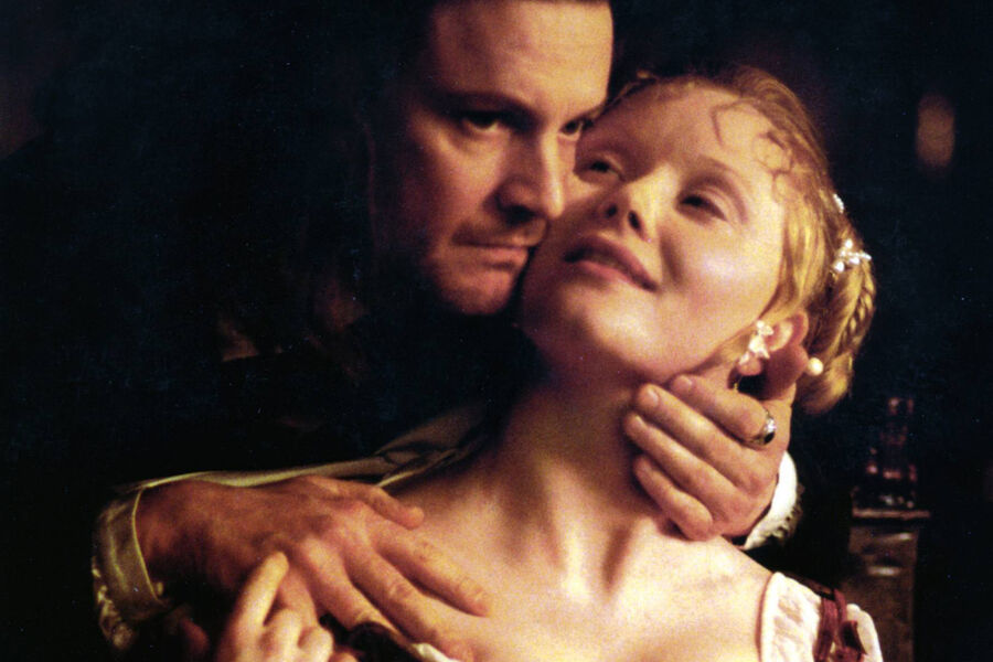 <b>&laquo;Девушка с&nbsp;жемчужной сережкой&raquo; (2003)</b>
<br><br>
Действие, большая часть которого является выдумкой, здесь разворачивается в&nbsp;Нидерландах в&nbsp;XVII веке: юная девушка поступает служанкой в&nbsp;дом знаменитого художника Яна Вермеера и в&nbsp;итоге становится натурщицей (для той самой великой картины), что вызывает недовольство членов его семьи.