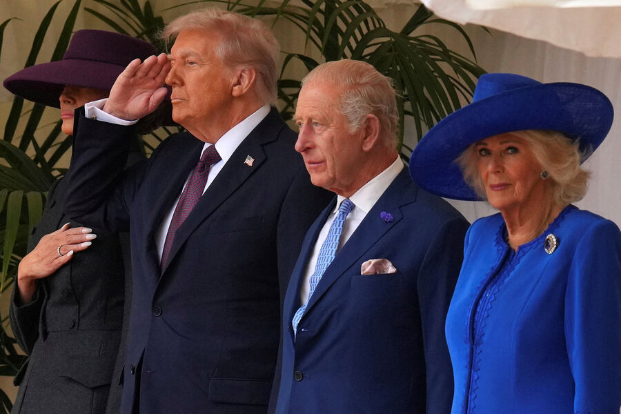 Первая леди Мелания Трамп, президент США Дональд Трамп, король Чарльз III и королева Камилла во время государственного визита президента США в&nbsp;Великобританию, 17&nbsp;сентября 2025&nbsp;года.