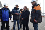 Владимир Путин во время осмотра готового участка автодорожной части Крымского моста через Керченский пролив, 14 марта 2018 года