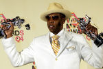 Рэпер Jay-Z с наградами MTV Video Music Awards, 2004 год