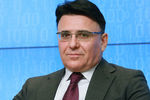 Александр Жаров