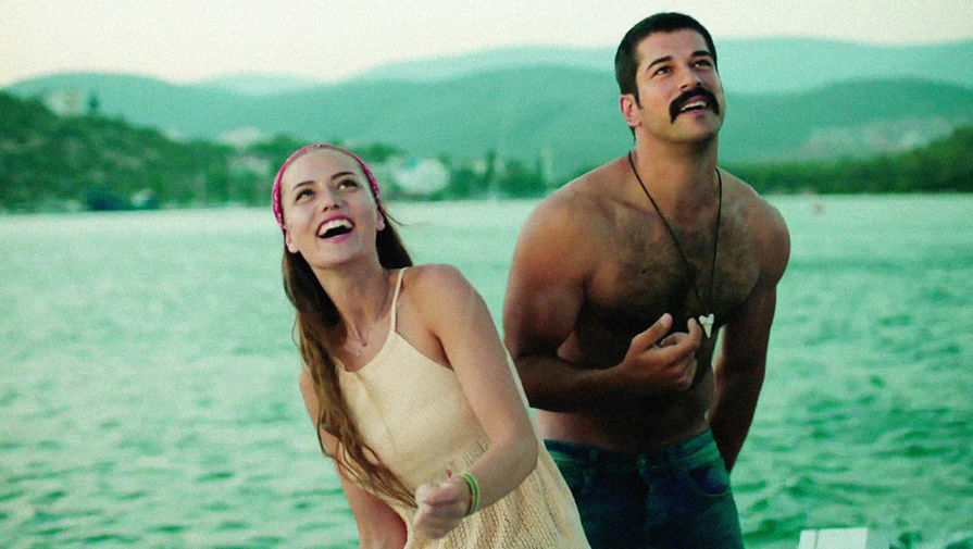 Бурак Озчивит в фильме «Любовь похожа на тебя» (2015)