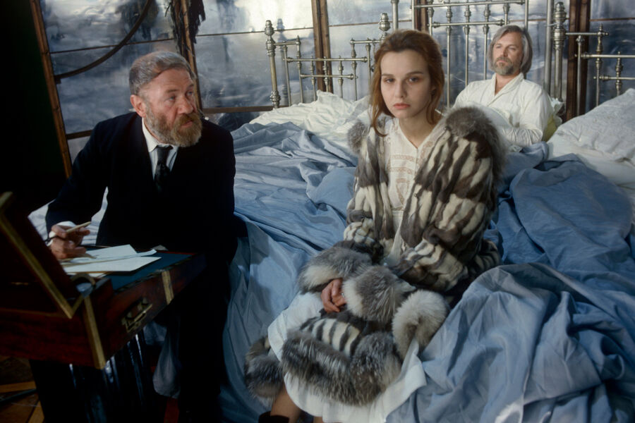 Татьяна Друбич в&nbsp;фильме Ивана Дыховичного &laquo;Черный монах&raquo; (1988)