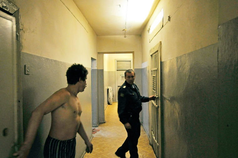 В городском медицинском вытрезвителе в Великом Новгороде, 2008 год