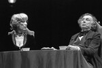 Актеры Иннокентий Смоктуновский и Екатерина Васильева в спектакле «Господа Головлевы» в МХАТе имени Горького, 1984 год