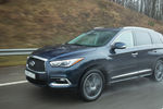 Ход у&nbsp;QX60 очень плавный, при&nbsp;этом нет ощущения, что плывешь на&nbsp;корабле, которое иногда возникает при&nbsp;движении на&nbsp;больших кроссоверах и внедорожниках. 
