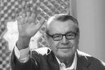 <b>Милош Форман (18 февраля 1932 – 13 апреля 2018). </b> Чешский и американский кинорежиссер и сценарист. Двукратный лауреат премии «Оскар» за лучшую режиссерскую работу. Постановщик таких знаковых картин, как «Пролетая над гнездом кукушки», «Амадей», «Вальмон» и др.