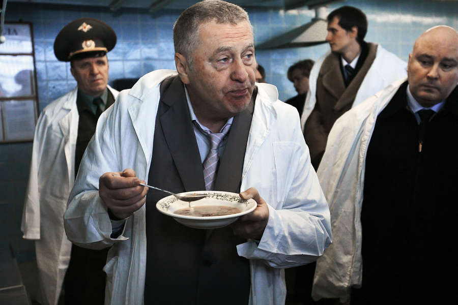 Владимир Жириновский во время посещения женского СИЗО «Печатники» 77/6, 2008&nbsp;год