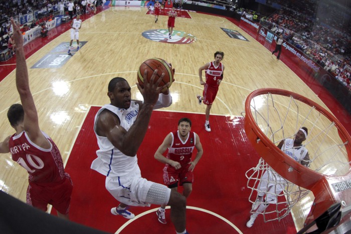 Центровой доминиканцев Эл Хорфорд стал самым результативным игроком мачта со сборной России (22 очка).