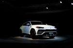 Кроссовер Lamborghini Urus на автосалоне в Детройте, январь 2018 года