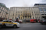 На месте пожара в жилом доме на Тверской улице в центре Москвы, 2 июля 2020 года