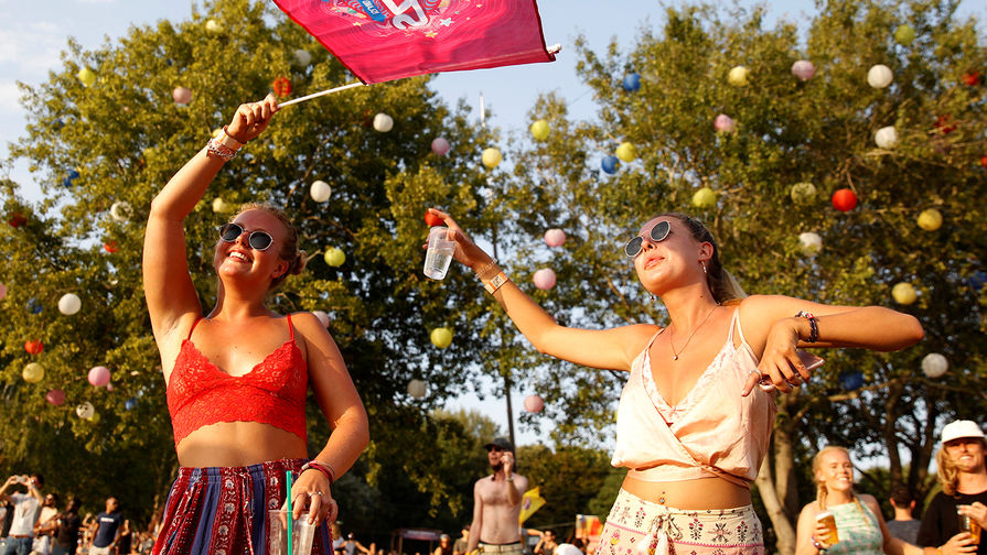 Посетители фестиваля Sziget в&nbsp;Будапеште, 11&nbsp;августа 2017&nbsp;года