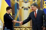Надежда Савченко и Петр Порошенко