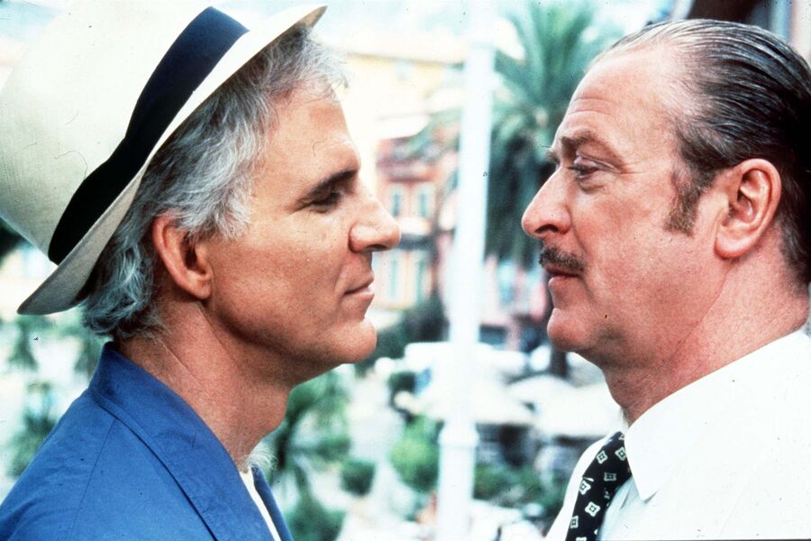 <b>«Отпетые мошенники» (1988)</b>
<br><br>
Определенно лучший фильм 20-го века с&nbsp;участием Мартина &mdash; ремейк ленты «Сказки на&nbsp;ночь» 1964&nbsp;года с&nbsp;Марлоном Брандо и Дэвидом Нивеном в&nbsp;главных ролях. 