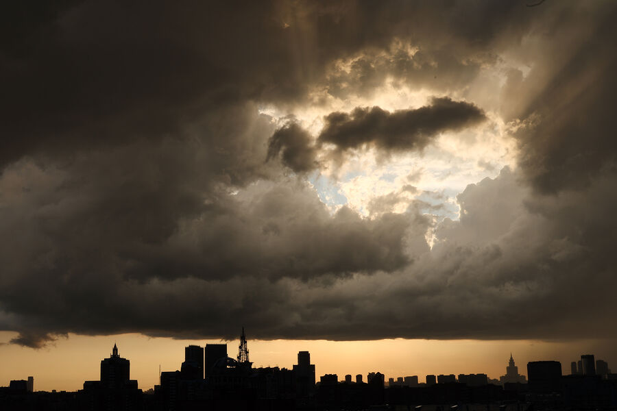 Закат после дождя в&nbsp;Москве, 25&nbsp;июля 2022&nbsp;года