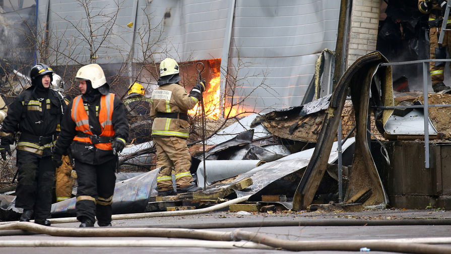 Во время пожара в&nbsp;гипермаркете &laquo;Лента&raquo; на&nbsp;Набережной Обводного канала в&nbsp;Санкт-Петербурге, 10 ноября 2018 года