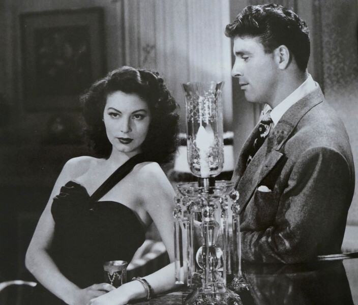 Актеры Ава Гарднер и Берт Ланкастер (1913-1994) в&nbsp;фильме &laquo;Убийцы&raquo; (1946)
