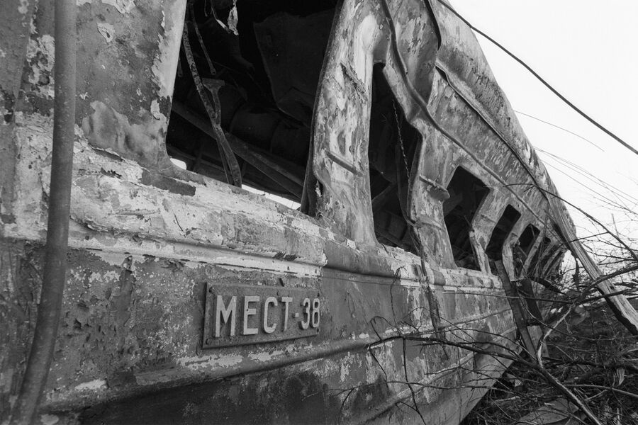 На&nbsp;месте крушения двух встречных пассажирских поездов в&nbsp;Челябинской области, 4&nbsp;июня 1989&nbsp;года