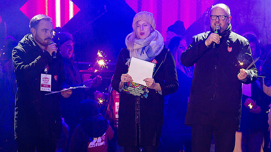 Мэр Гданьска Павел Адамович на&nbsp;благотворительном концерте, 13 января 2019 года