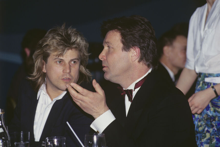 Эстрадные певцы Алексей Глызин и Лев Лещенко, 1994&nbsp;год