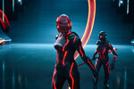 <b>«Трон: Арес» (Tron: Ares), реж. Йоахим Рённинг</b>
<br><br>
<b>Где и когда смотреть:</b> в мировом прокате — с 10 октября
<br><br>
В третьей части научно-фантастической франшизы «Трон» герои не попадают из реальности в виртуальность, а наоборот: в центре сюжета — программа Арес, которая отправляется в мир людей с опасной миссией, что приводит к первой встрече человечества с воплощенным искусственным разумом. В актерский состав вошли Джаред Лето («Далласский клуб покупателей»), Грета Ли («Прошлые жизни»), Эван Питерс («Американская история ужасов»), Джоди Тернер-Смит («Анна Болейн»), Хасан Минхаж («Утреннее шоу»), Артуро Кастро («Нарко»), Джиллиан Андерсон («Секретные материалы»), а Джефф Бриджес вернулся к исполнению роли Кевина Флинна из предыдущих фильмов. Саундтрек вместо распавшегося дуэта Daft Punk написала группа Nine Inch Nails.