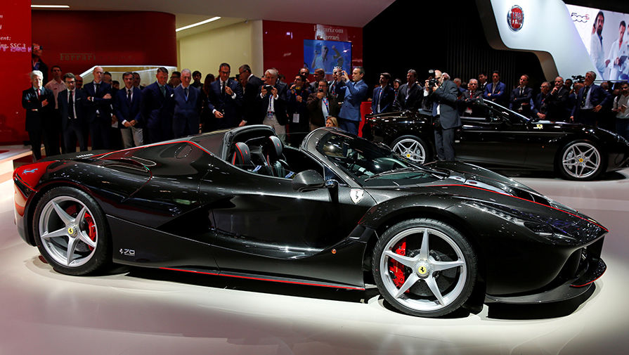 Ferrari LaFerrari Aperta