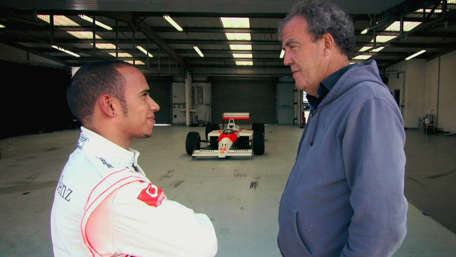 Гонщик Льюис Хэмилтон и Джереми Кларксон в&nbsp;программе Top Gear, 2010 год