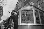 Трамвай «Аннушка» во время представления на Патриарших пруда, 1993 год