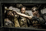 Кадр из фильма «Безумный Макс: Дорога ярости» (2015)