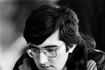 Владимир Крамник во время Международного шахматного турнира в Москве, посвященного 100-летию со дня рождения русского шахматиста Александра Алехина, 1992 год