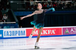 Валерия Шульская выступает в короткой программе на чемпионате России — 2022