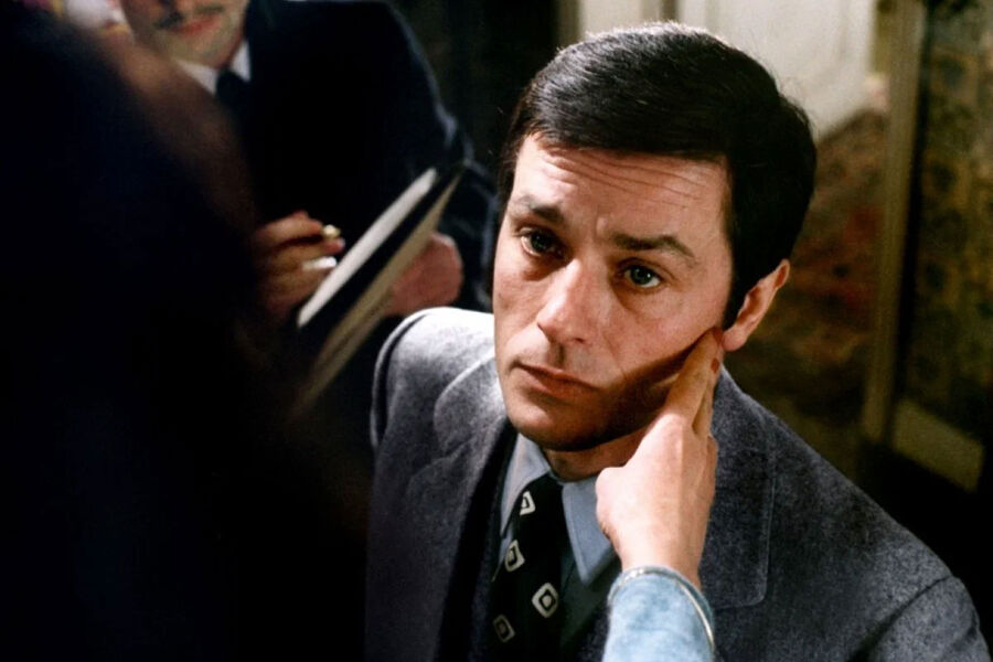 Кадр из&nbsp;фильма &laquo;Мсье Кляйн&raquo; (1976)