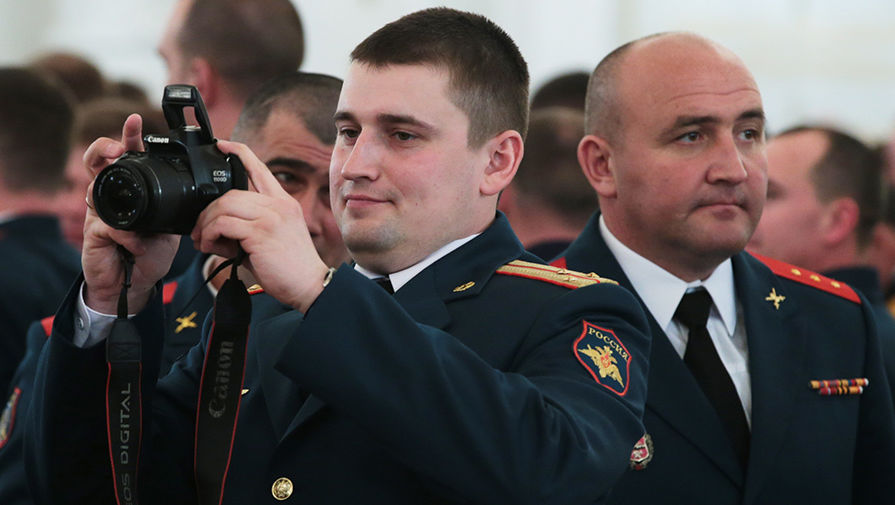 Военнослужащие в&nbsp;Кремле на&nbsp;церемонии вручения государственных наград военным и специалистам военно-промышленного комплекса, отличившимся в&nbsp;ходе выполнения специальных задач в&nbsp;Сирии