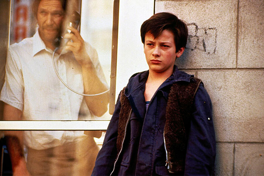 Эдвард Ферлонг в&nbsp;кадре из&nbsp;фильма &laquo;Американское сердце&raquo; (1992)