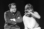 Актеры Екатерина Васильева и Александр Калягин в спектакле по пьесе Теннесси Уильямса «Стеклянный зверинец» в Московском драматическом театре имени М. Н. Ермоловой, 1968 год