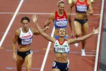 Эннис выигрывает последний вид семиборья - 800 м
