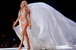 Роми Стрейд на Victoria’s Secret Fashion Show 2017 