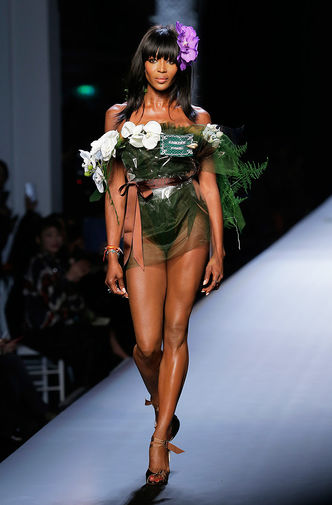 Наоми Кэмпбелл на показе Jean Paul Gaultier, 2015 год