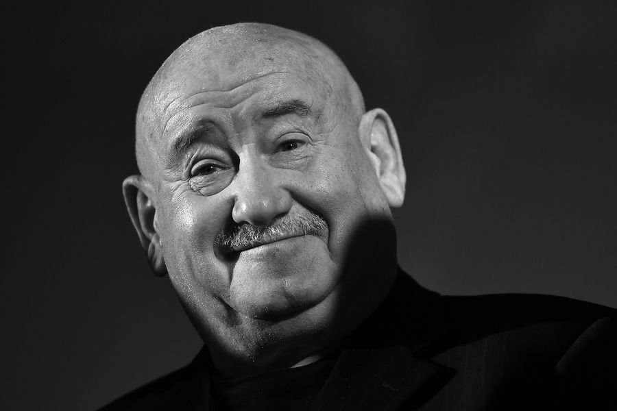 <b>Марк Рудинштейн (7 апреля 1946 &mdash; 5&nbsp;декабря 2021).</b> Советский и российский кинопродюсер, актер и кинокритик. Заслуженный работник культуры Российской Федерации. Создатель и продюсер кинофестивалей «Кинотавр» и «Кинотаврик», организатор кинопремии «Золотой овен»