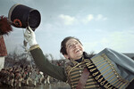 Олег Табаков в роли Николая Ростова в сцене из фильма «Война и мир» (1965)