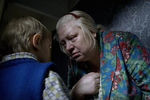 Светлана Крючкова в фильме «Похороните меня за плинтусом» (2008)
