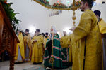 Патриарх Московский и всея Руси Кирилл (в центре) на церемонии освящения храма святого благоверного князя Александра Невского при Московском государственном институте международных отношений (МГИМО) МИД России