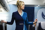 Кадр из сериала «Бортпроводница» (2020)