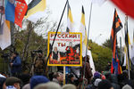 Участники митинга в поддержку Новороссии «Битва за Донбасс III» на Суворовской площади
