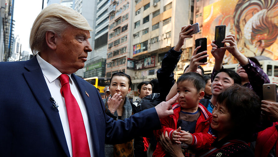 Двойник Дональда Трампа в&nbsp;Гонконге, 25&nbsp;января 2017&nbsp;года
