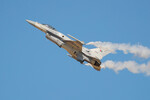 На авиационно-космическом салоне Dubai Airshow-2023 в Дубае
