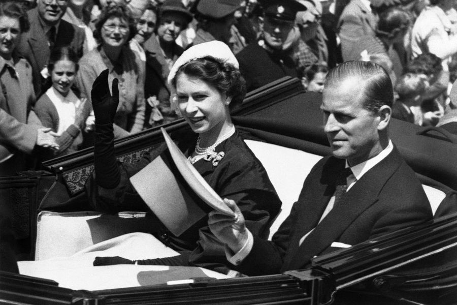 Королева Елизавета II с&nbsp;мужем принцем Филиппом, 1952&nbsp;год