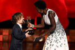 Питер Динклэйдж и Виола Дэвис на церемонии Emmy Awards 2015