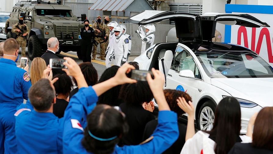 Перед&nbsp;запуском пилотируемого корабля Crew Dragon с&nbsp;мыса Канаверал, штат Флорида, США, 15 ноября 2020 года
