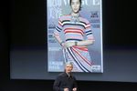 Тим Кук на презентации новых планшетов iPad Air 2 и iPad mini 3